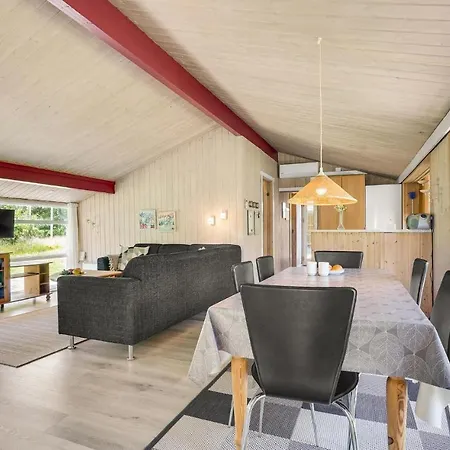 Beautiful In With Kitchen *